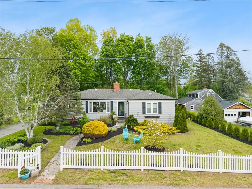 194 Grove Ave, Somerset, MA 02726 - #1