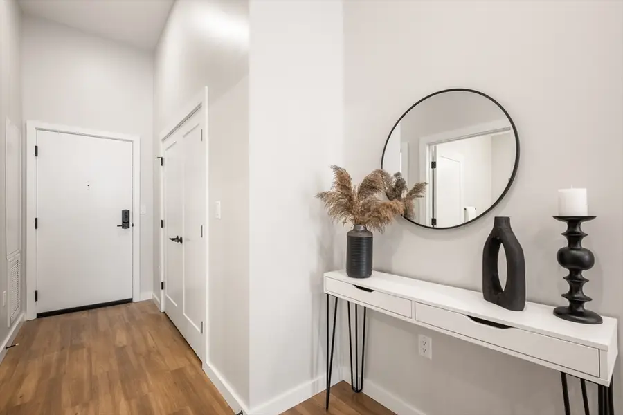 22 Elm St #302, Worcester, MA 01608 - #3