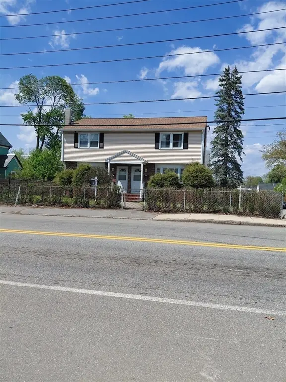627-629 Westford St, Lowell, MA 01851