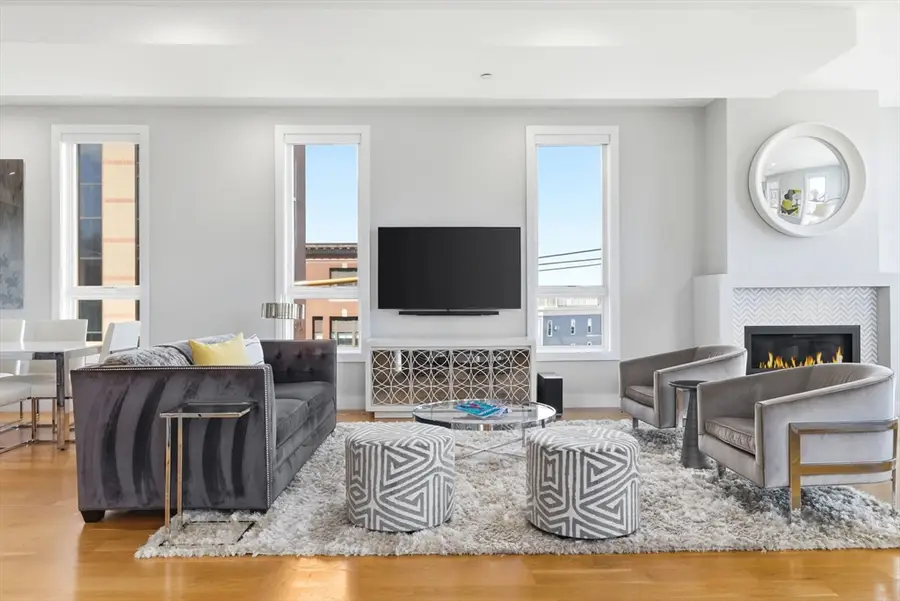 469 E 4th St #2, Boston, MA 02127 - #3