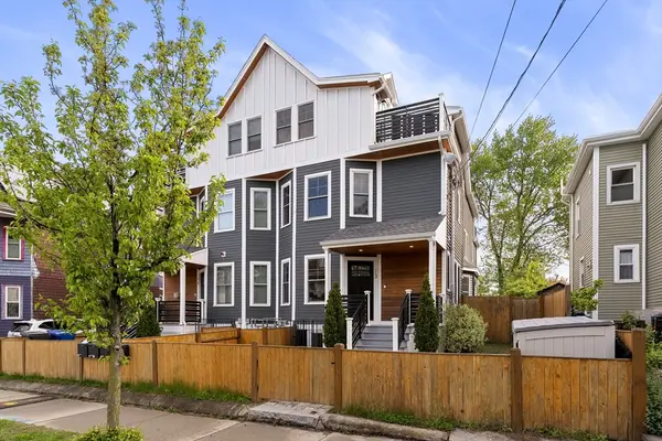 13 Belknap St #13, Arlington, MA 02474