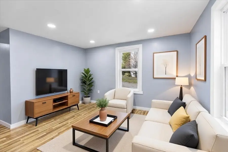 427-429 High St, Dedham, MA 02026 - #3