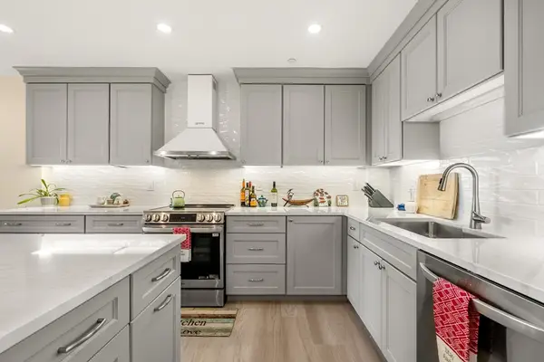 1 Seal Harbor Rd #300, Winthrop, MA 02152
