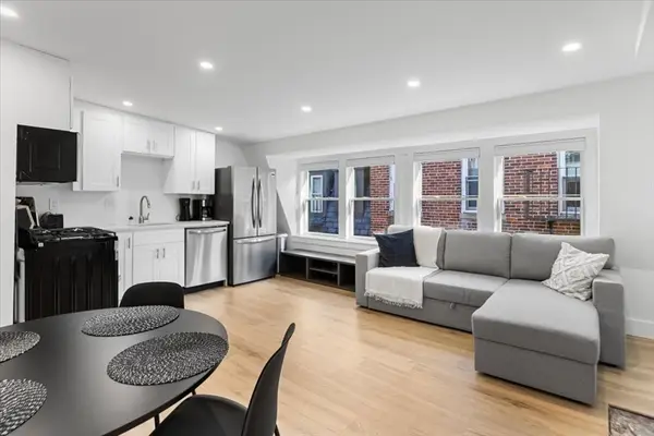 6 Goodwin Pl.. #4., Boston, MA 02114