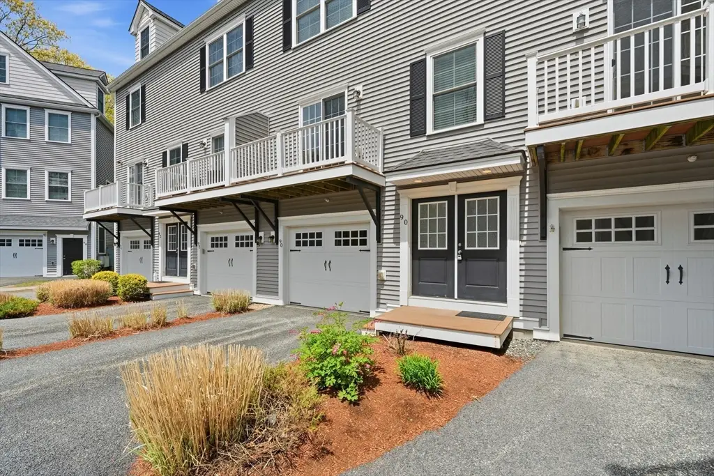90 Compass Pt #90, North Andover, MA 01845 - #1