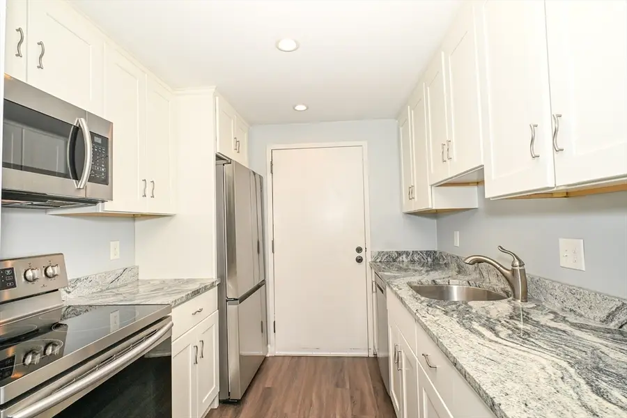 5 Village Rock Ln #15, Natick, MA 01760 - #2