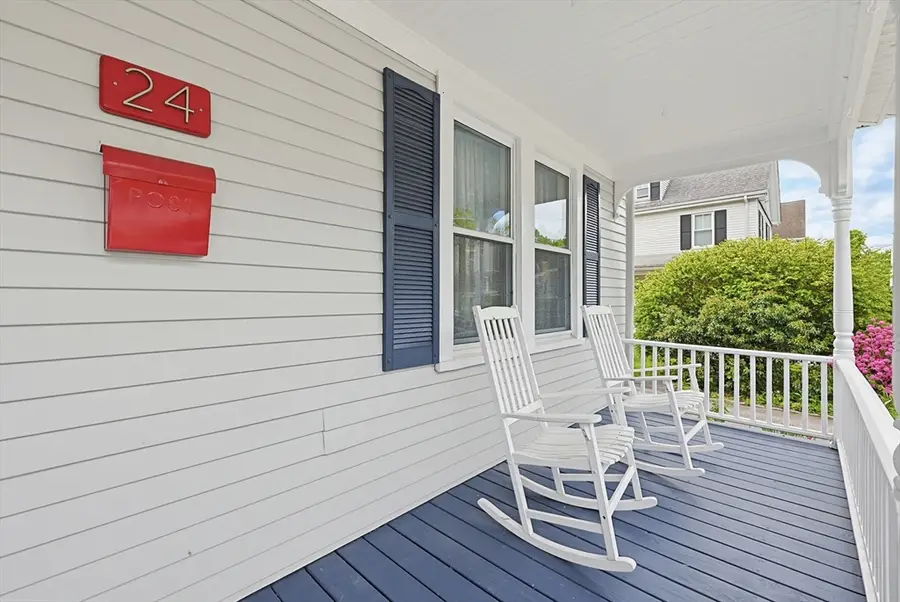 24 Riverside Pl, Walpole, MA 02081 - #3