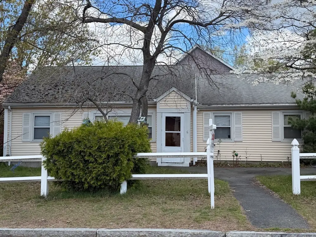 6 Black Rock Rd, Melrose, MA 02176 - #1
