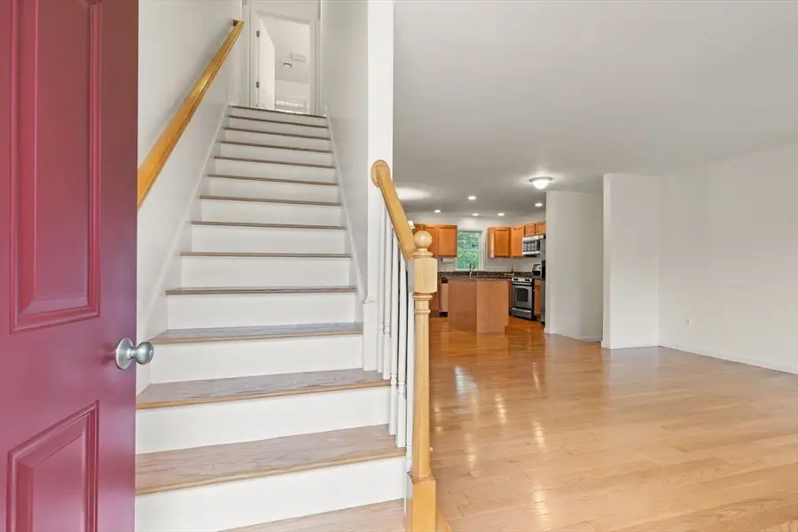 39 Brewster Rd, Stoughton, MA 02072 - #3