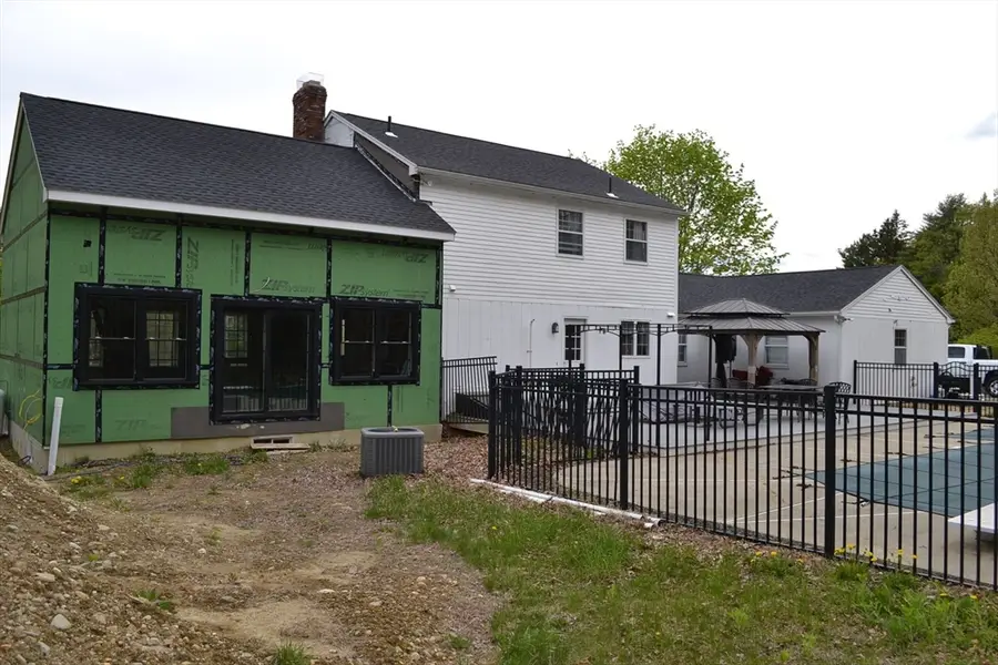 230 West St, Paxton, MA 01612 - #3