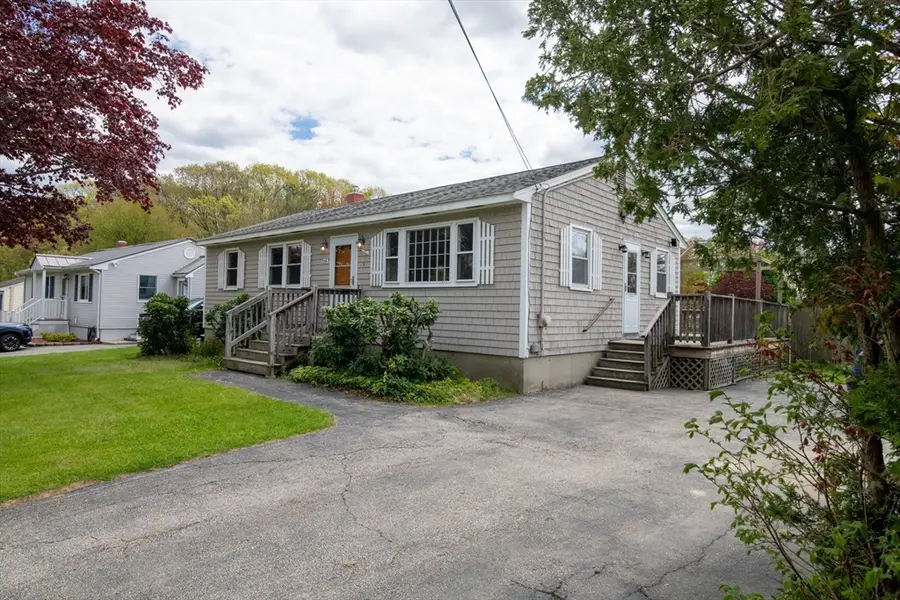 28 Lafayette St, Amesbury, MA 01913 - #3