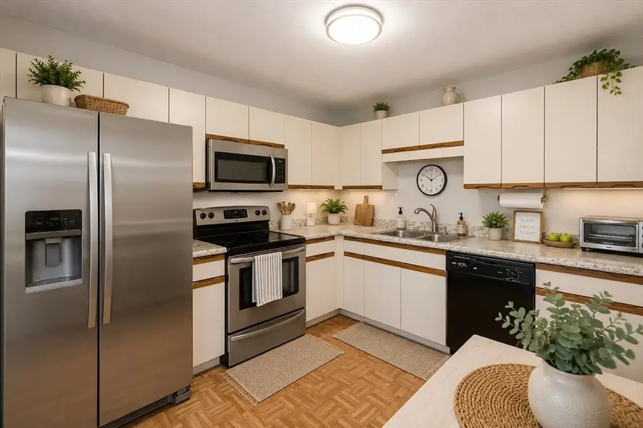 200 Cove Way #909, Quincy, MA 02169 - #2