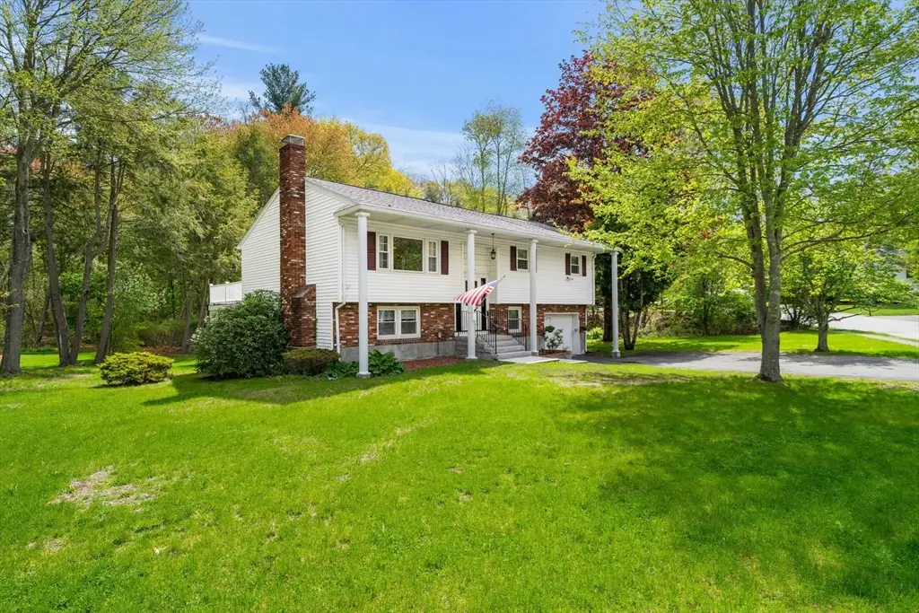 35 Freeport Dr, Burlington, MA 01803 - #1