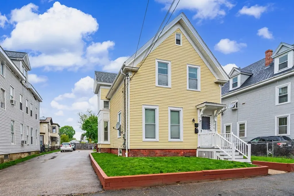 23 7th Ave, Haverhill, MA 01830 - #1