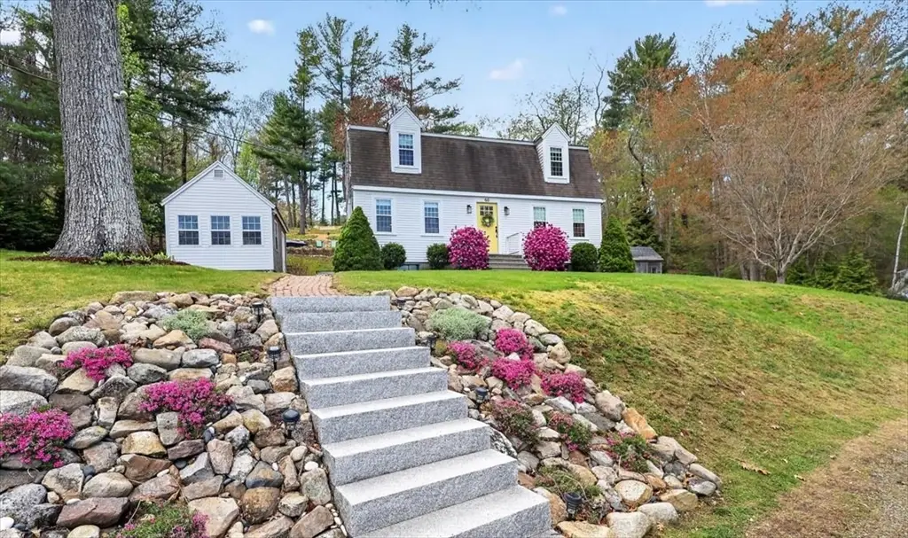 60 Oakleaf Dr, Marshfield, MA 02050 - #1