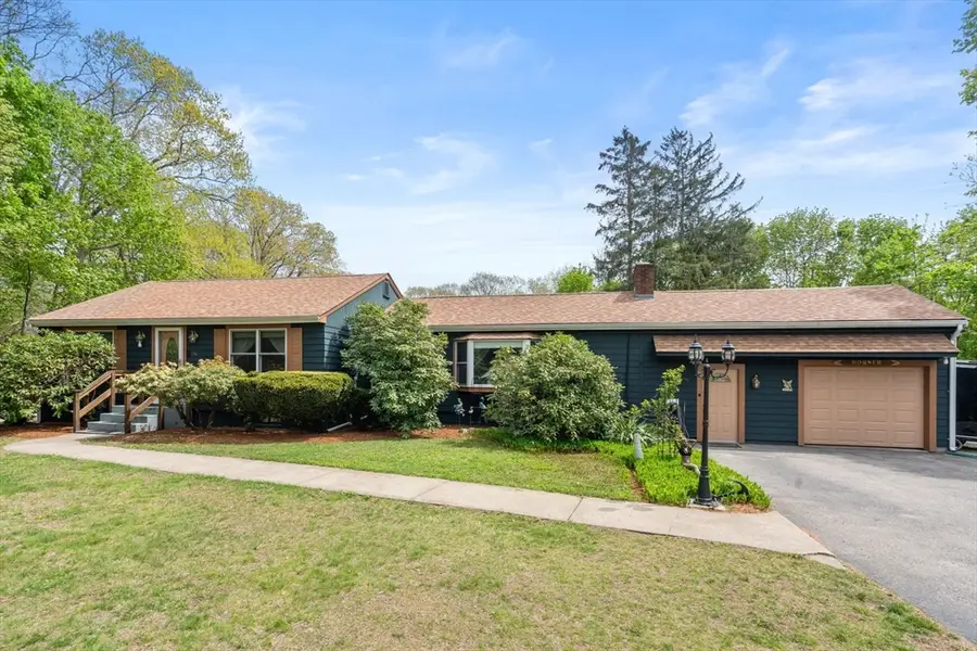 139 Grove St, Mansfield, MA 02048 - #3