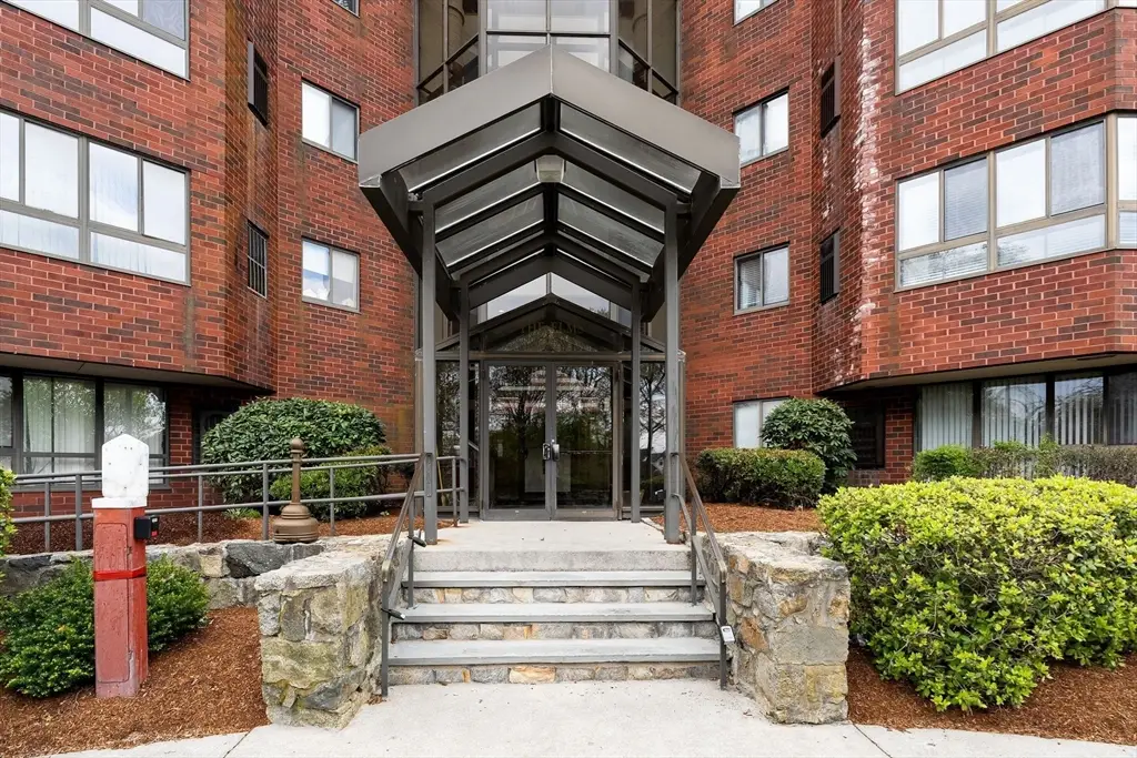 200 Burkhall St #109, Weymouth, MA 02190 - #1