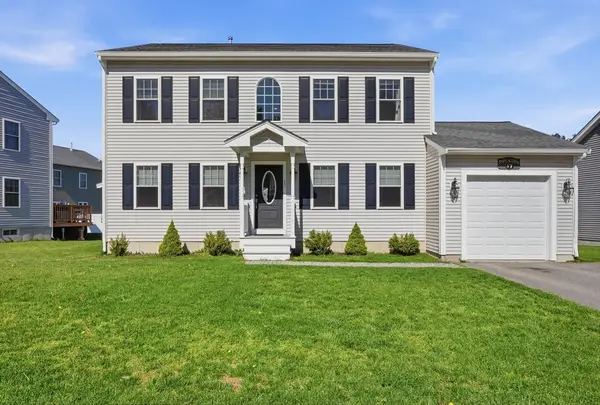 17 Fieldstone Ln, Marion, MA 02738