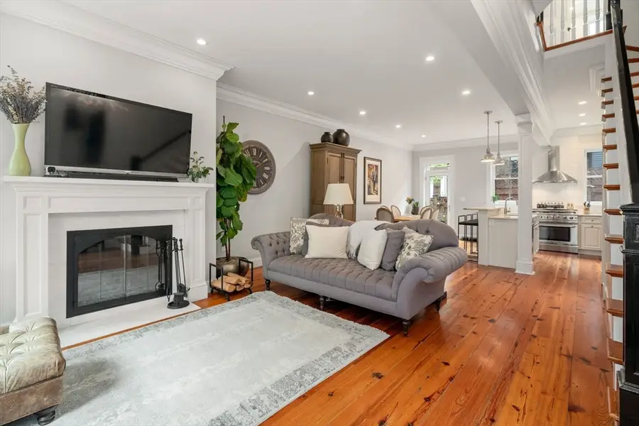 15 Lawnwood Place, Boston, MA 02129 - #3