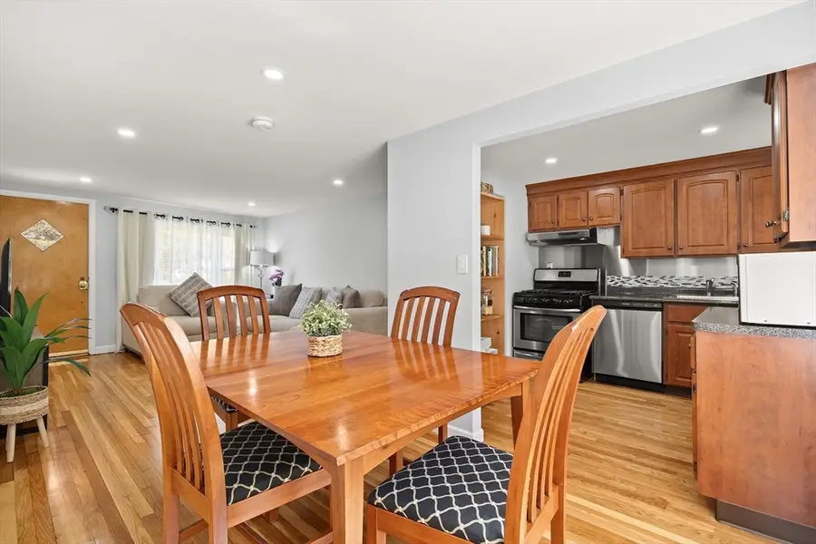 12 Westwood Ter, Westwood, MA 02090 - #2