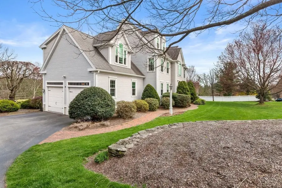 19 Bragg Road, Foxboro, MA 02035 - #3