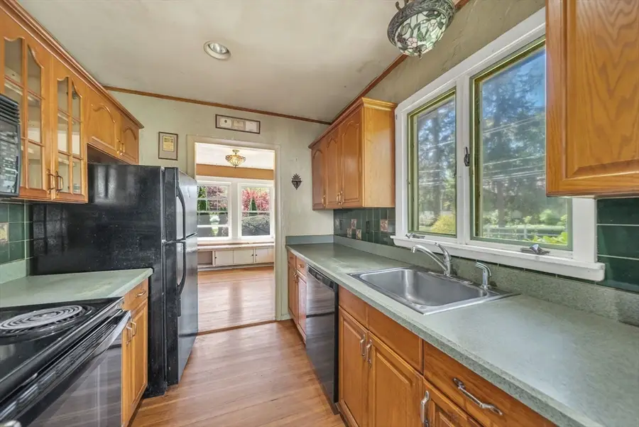 72 Marked Tree Rd, Needham, MA 02492 - #2