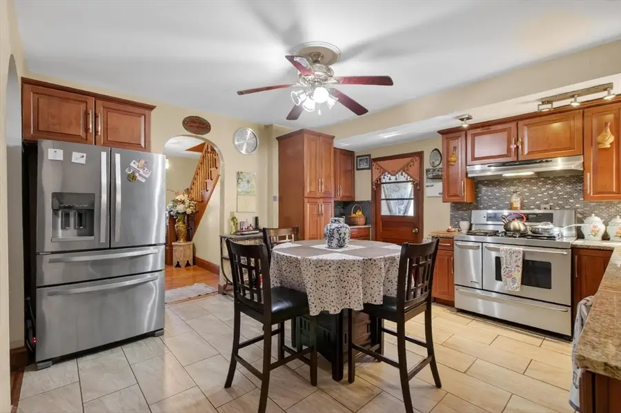 377 Union St, Leominster, MA 01453 - #3