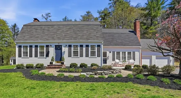 15 Masthead Drive, Norwell, MA 02061