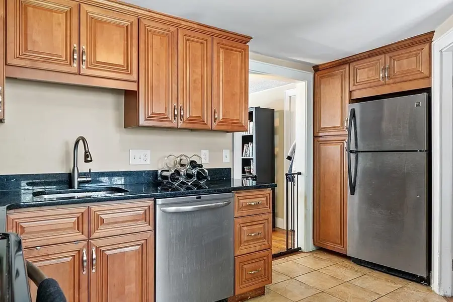 15-17 Stirling St, Andover, MA 01810 - #3