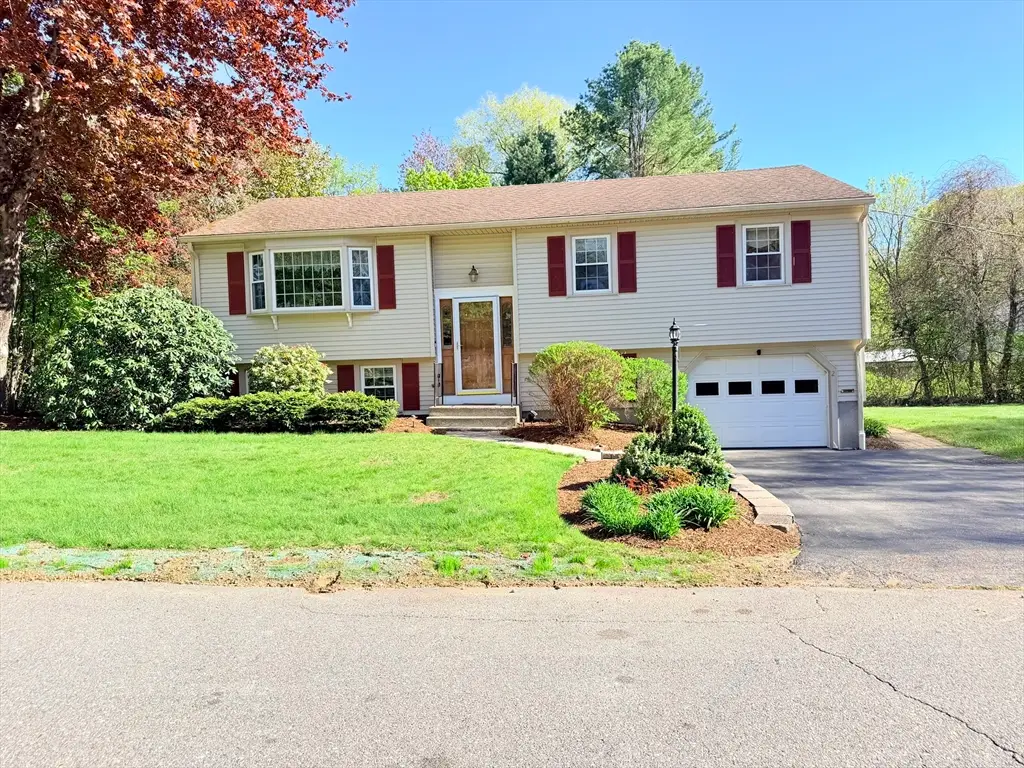 2 Cricklewood Dr, Leicester, MA 01524 - #1