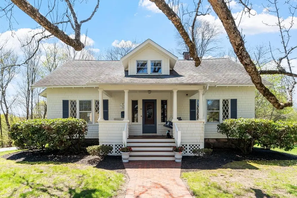 22 Nelson Ave, Georgetown, MA 01833 - #1