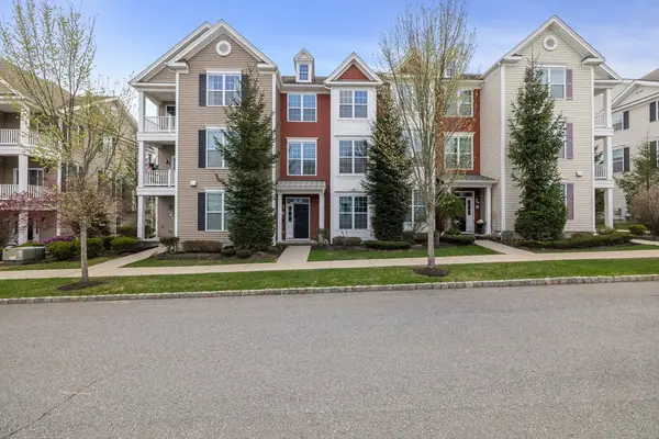 57 Townsend Blvd #57, Westborough, MA 01581