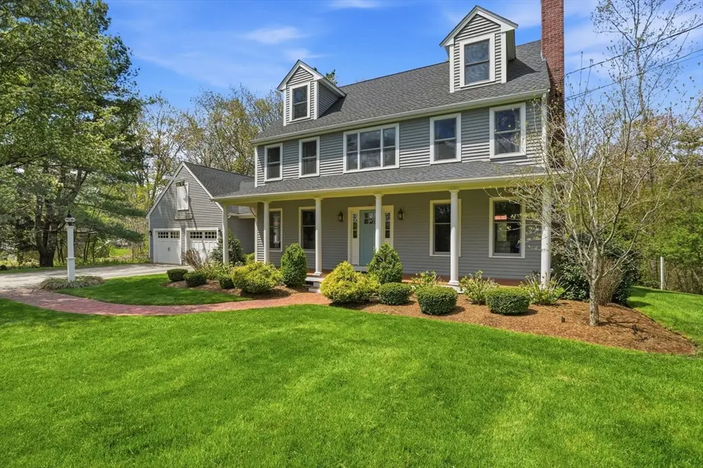 11 Hoop Pole Ln, Norwell, MA 02061 - #1