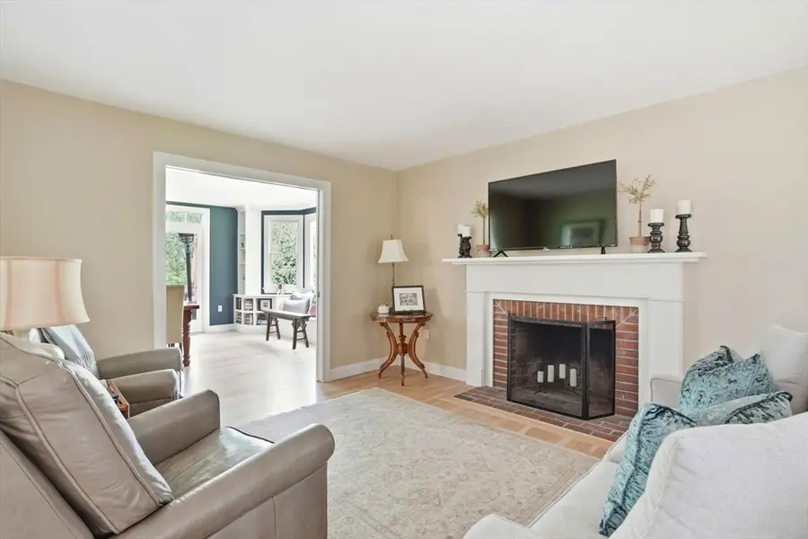 11 Hoop Pole Ln, Norwell, MA 02061 - #2