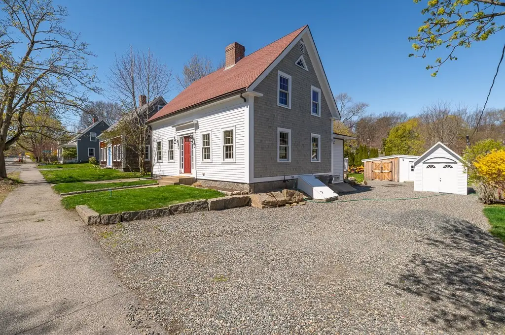 61 Southern Ave, Essex, MA 01929 - #1