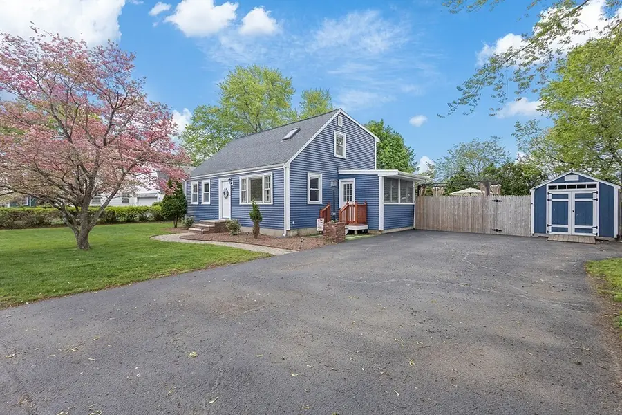 4 Lynn Ave, Plainville, MA 02762 - #2