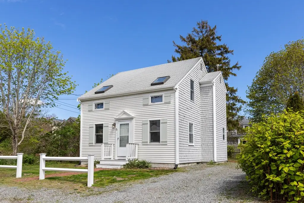 5 Rosetta St, West Yarmouth, MA 02673 - #1