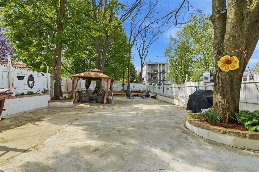 111 Adams St, Lynn, MA 01902 - #3