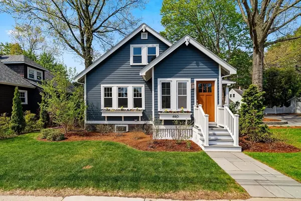 460 Baker Street, Boston, MA 02132