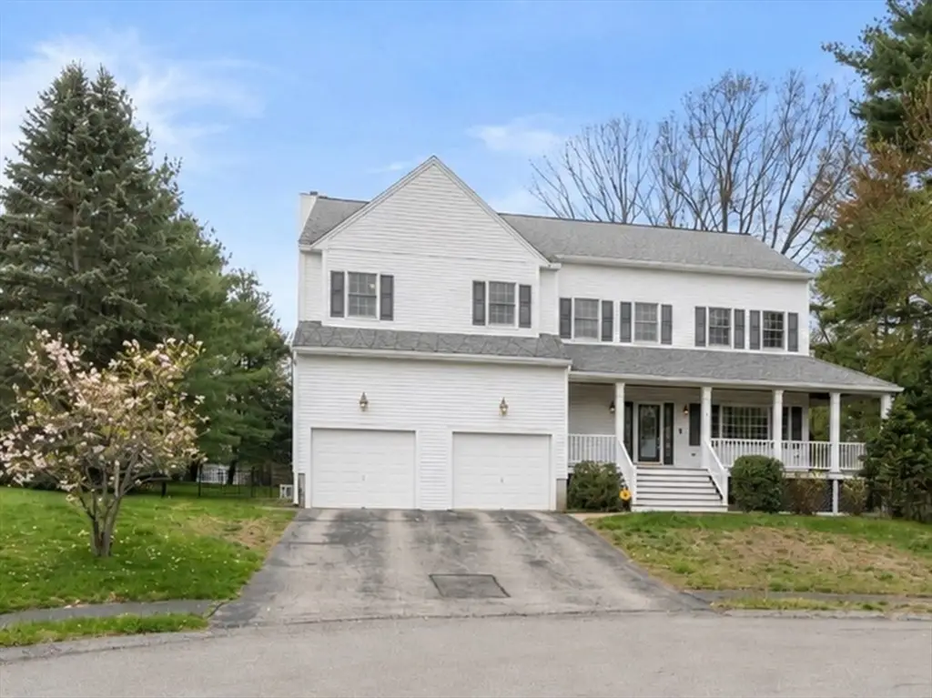 5 Dublin Cir, Burlington, MA 01803 - #1