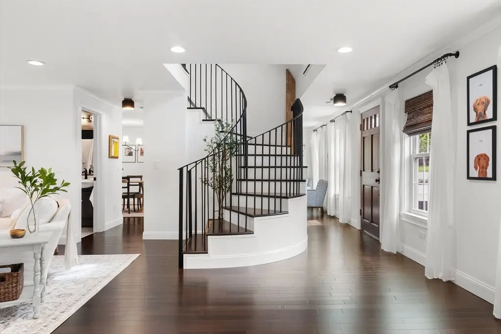 4 Birch, Burlington, MA 01803 - #1