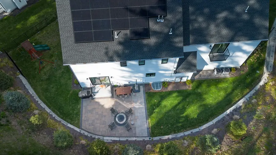 4 Lincoln Ct, Medfield, MA 02052 - #2
