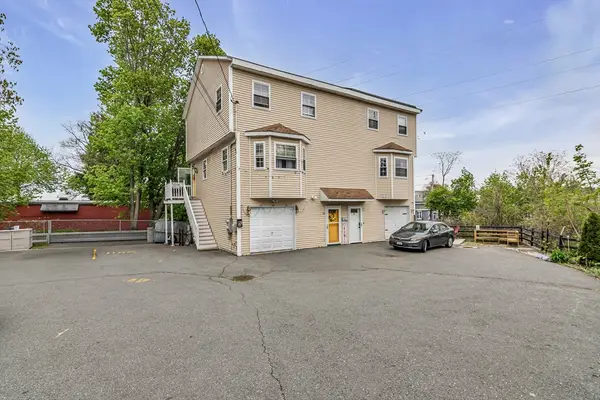 14 Tyler St #1, Lawrence, MA 01843