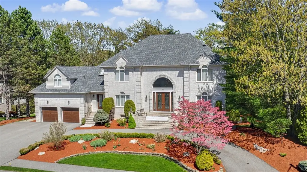 29 Hammersmith Dr, Saugus, MA 01906 - #1