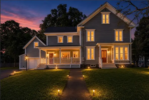 37 School Street, Merrimac, MA 01860