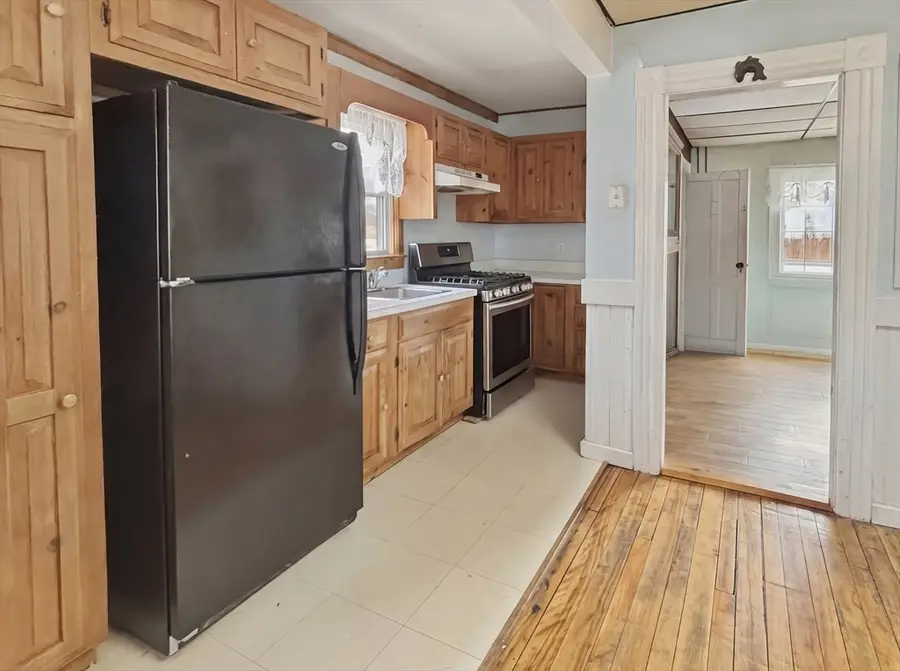 808 Grove St, Manchester, NH 03103 - #2