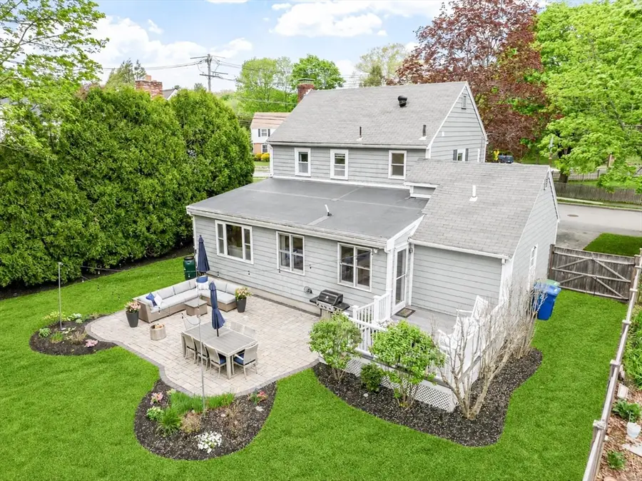 152 Oak Street, Reading, MA 01867 - #2