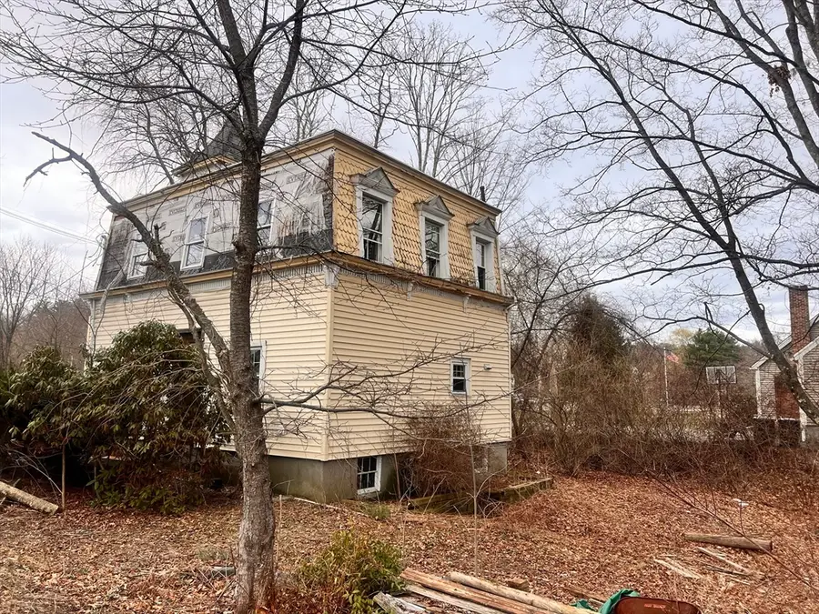 1334 N Main St, Lancaster, MA 01523 - #3