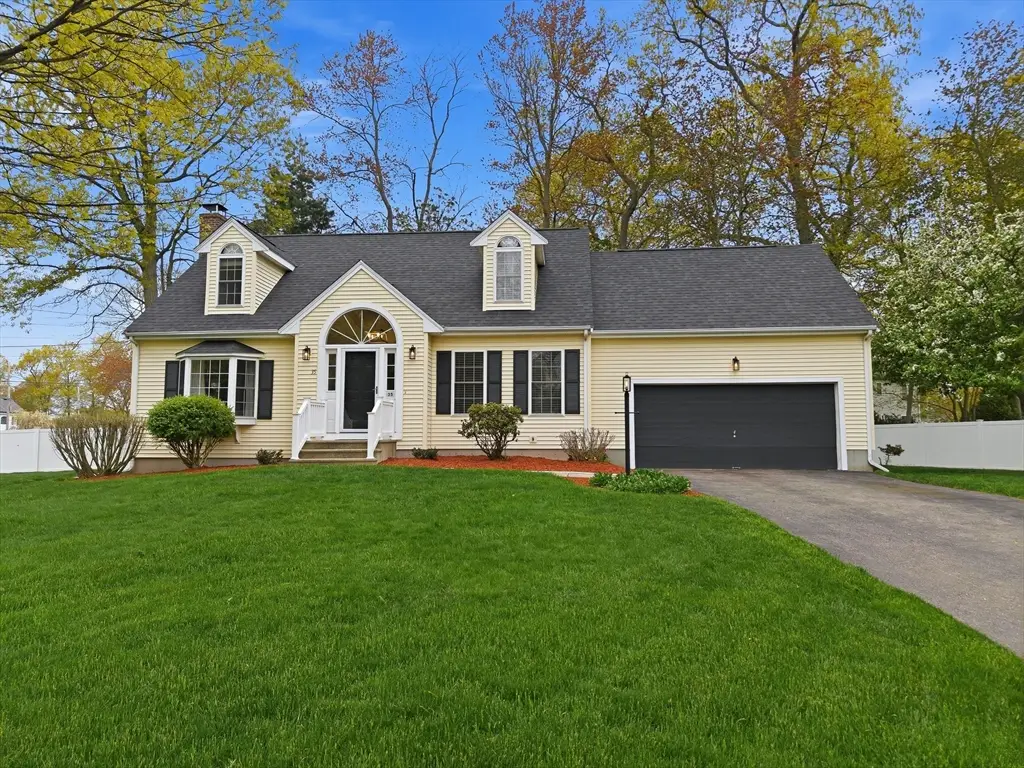 35 Buena Vista Dr, Attleboro, MA 02703 - #1