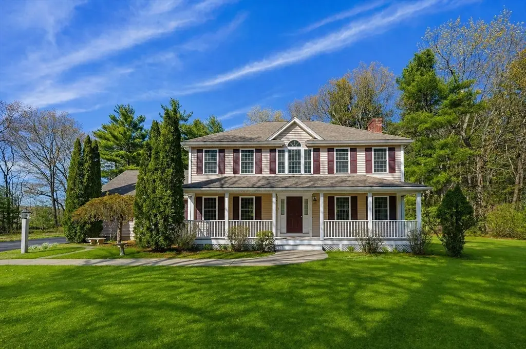 5 Chestnut St, Plainville, MA 02762 - #1